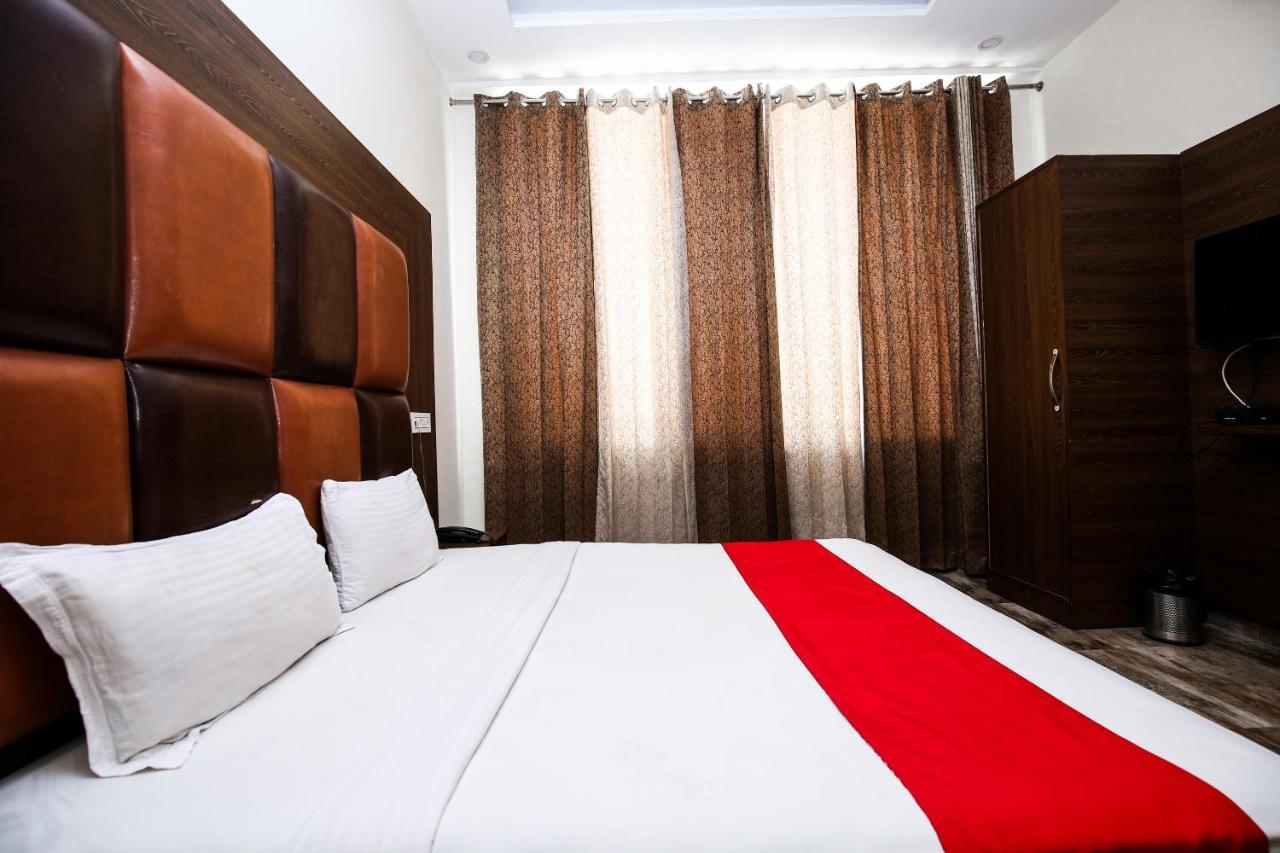 Hotel Woodcrest Zirakpur Chandigarh - Luxury Rooms Zewnętrze zdjęcie